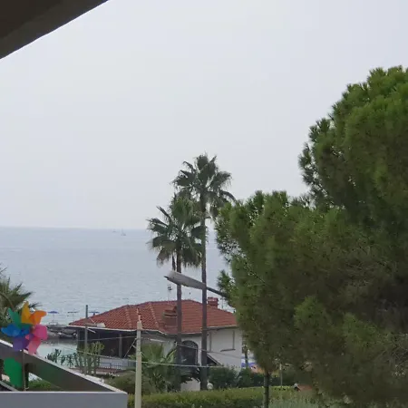 Delia Sul Mare Apartman San Remo